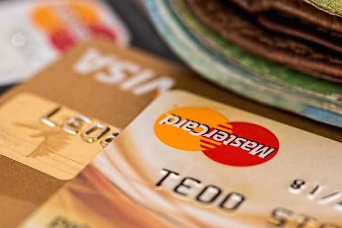 如果我要辦理機車借款的業務，繳款時可用刷卡或是轉帳的方式嗎？